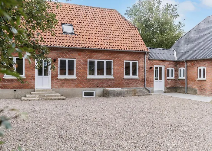 Beautiful In With Kitchen بيت للعطل